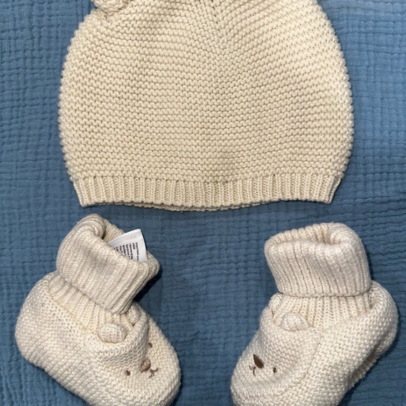 H&M Other - Cream Knitted Baby Hat with Bear Ears, and Cotton knit slipper socks.